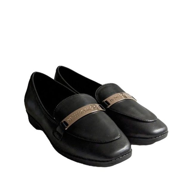 New York & Co Black Cushion Insole Metal Detail Comfort Loafer SZ 7 New w/o Box - Picture 1 of 9